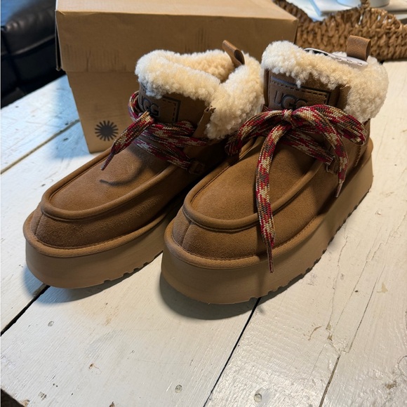 UGG Funkarra Cabin cuff - Picture 7 of 8